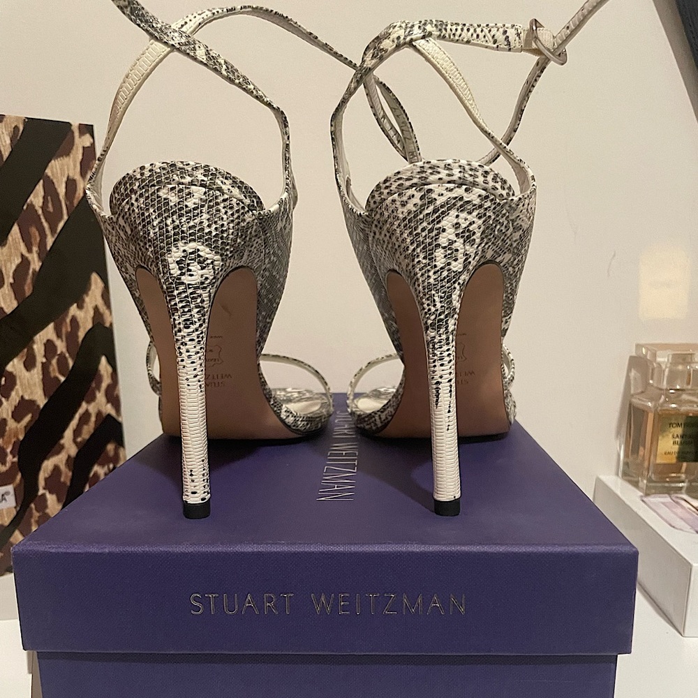 Stuart Weitzman 8.5 Strappy Heels *BNIB* w/ receipt